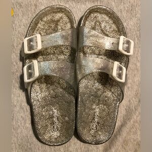 Cat and Jack Plastic/Vinyl Slides sz 8